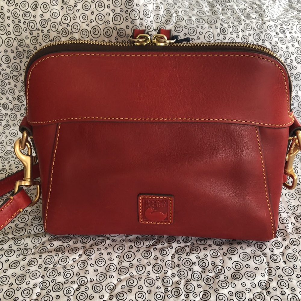 New with tags Florentine Leather Cameron Crossbody Red